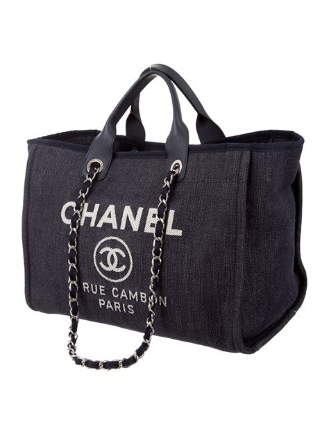 boutique chanel deauville adresse|Chanel deauville tote small.